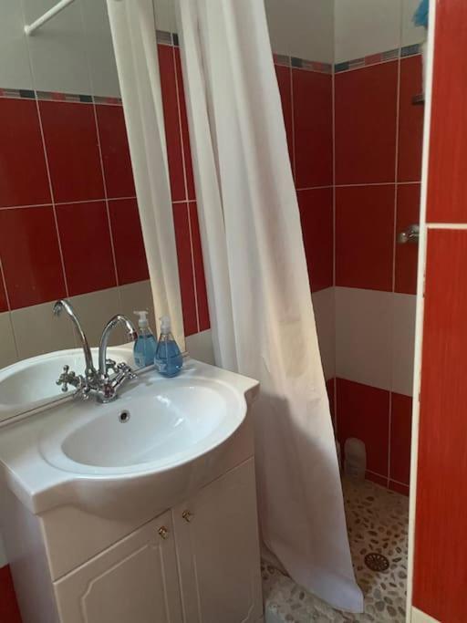 Appt 4 Pers Avec Jardin Ombrage En Centre Ville De Σετ Εξωτερικό φωτογραφία